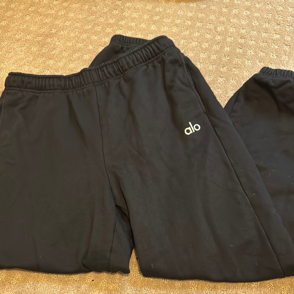 ALO Yoga sweatpants